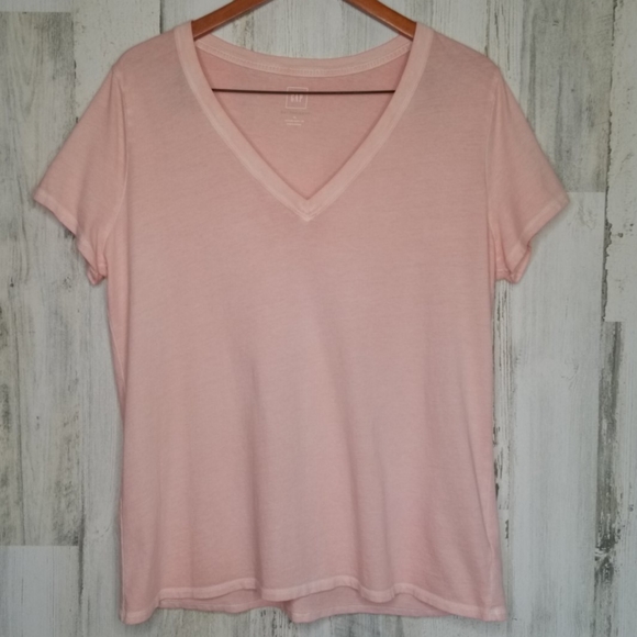 GAP Tops - Gap vintage wash vneck tshirt